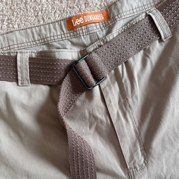 Lee Dungaree Men's Cargo Shorts Belted Pockets Flat Front Tan Size 44 - Picture 4 of 12